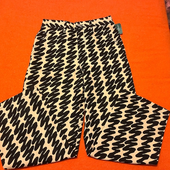 Obey Black and Tan Patterned Cropped Jeans - Picture 3 of 14